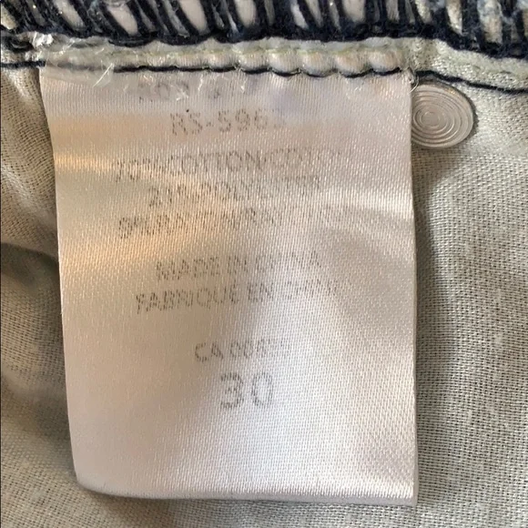 DISTRESSED JEANS - Picture 8 of 8